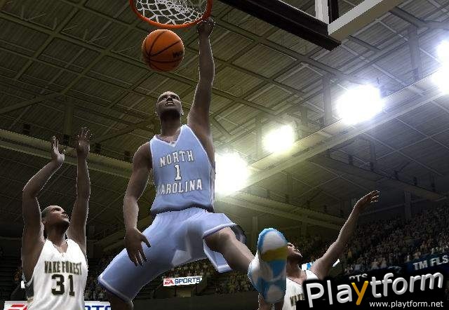 NCAA March Madness 2005 (PlayStation 2)