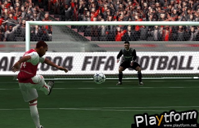 FIFA Soccer 2004 (PlayStation 2)