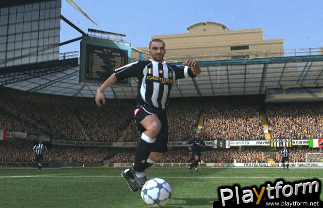 FIFA Soccer 2004 (PlayStation 2)