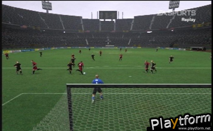 FIFA Soccer 2004 (Xbox)