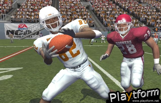 NCAA Football 2004 (PlayStation 2)