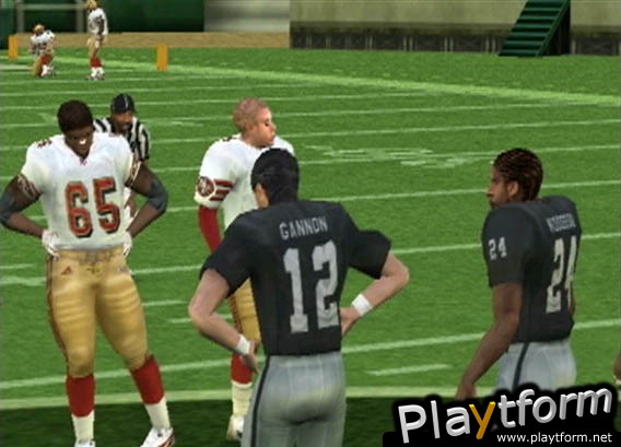 NFL Quarterback Club 2002 (PlayStation 2)