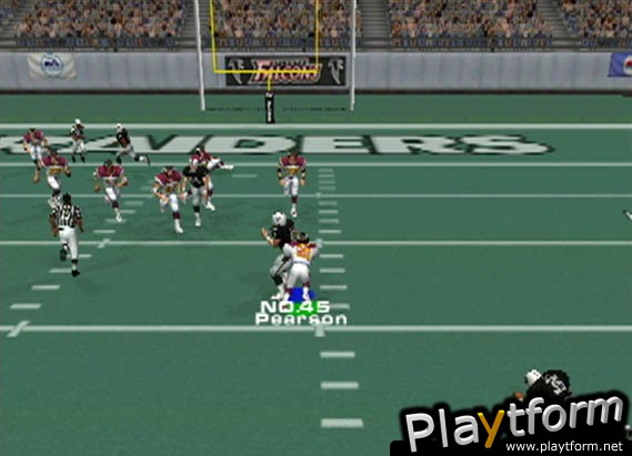 Madden NFL 2001 (PlayStation 2)